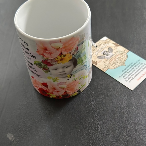 Erin Smith coffee mug - Picture 2 of 2